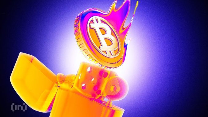 Coinbase Bitcoin Premium Turns Green as Silver Hits All-Time High