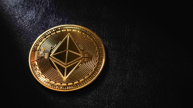 ETH Whales Return to Profit as Market Structure Points to Early-Stage Uptrend